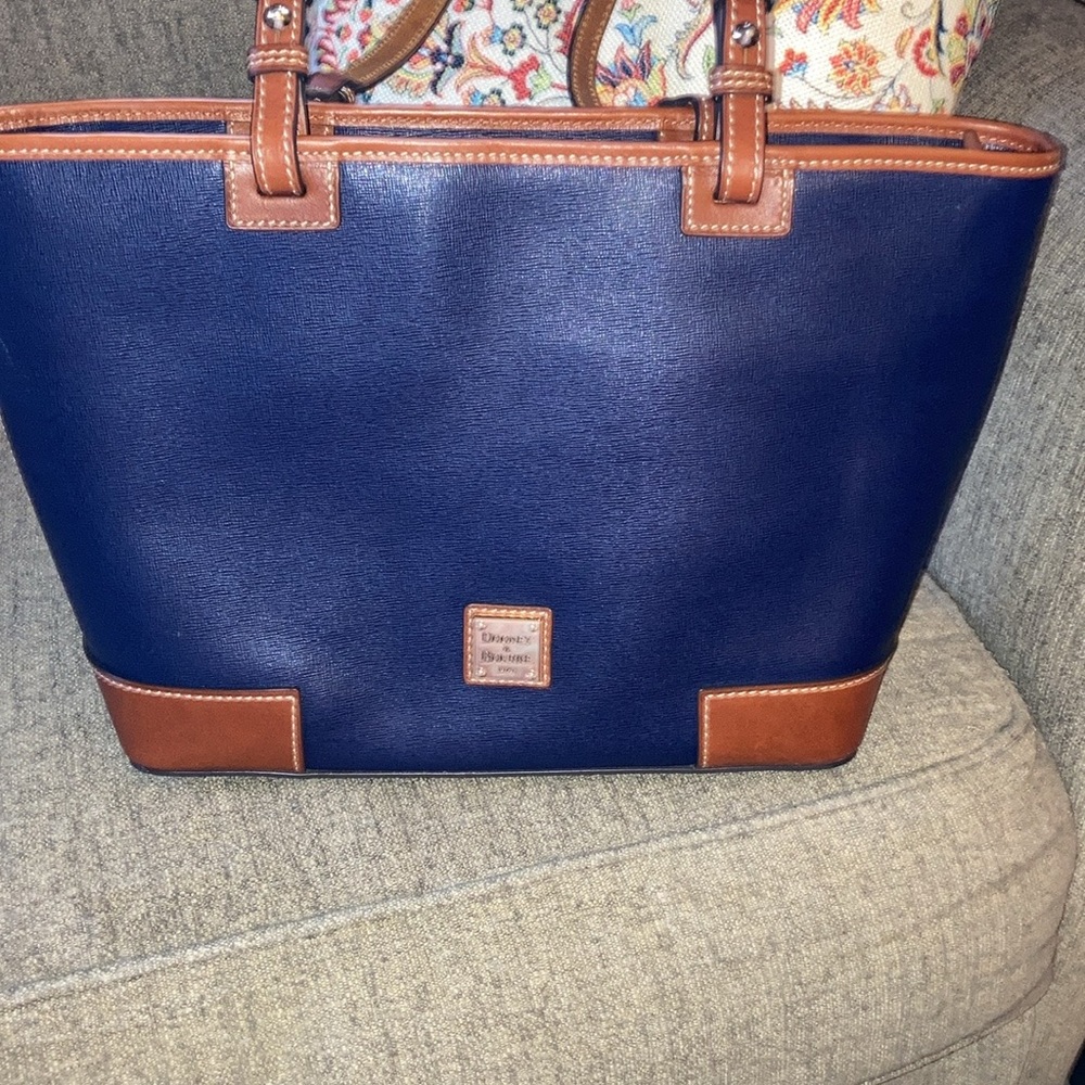 Dooney and Bourke Handbag